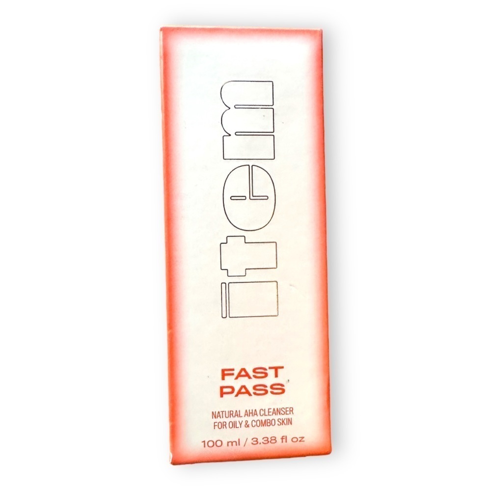 🆕 Addison Rae ITEM Fast Pass Natural AHA Cleanser 100mL - Picture 4 of 8